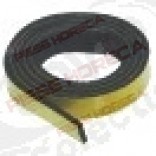Garnitura spuma burete autoadeziva 9 x 2,5 mm, L 625 mm
